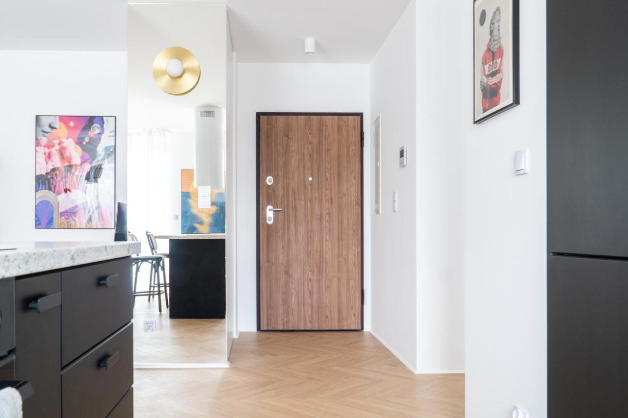 Old Town Gem Designer Apartment - Centre Location - Families - Remote Work Γκντανσκ Εξωτερικό φωτογραφία