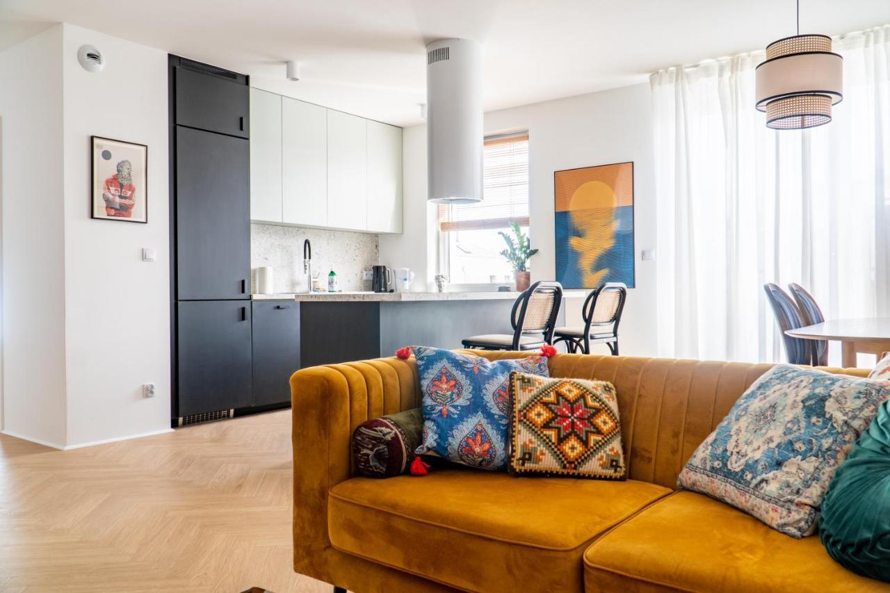 Old Town Gem Designer Apartment - Centre Location - Families - Remote Work Γκντανσκ Εξωτερικό φωτογραφία