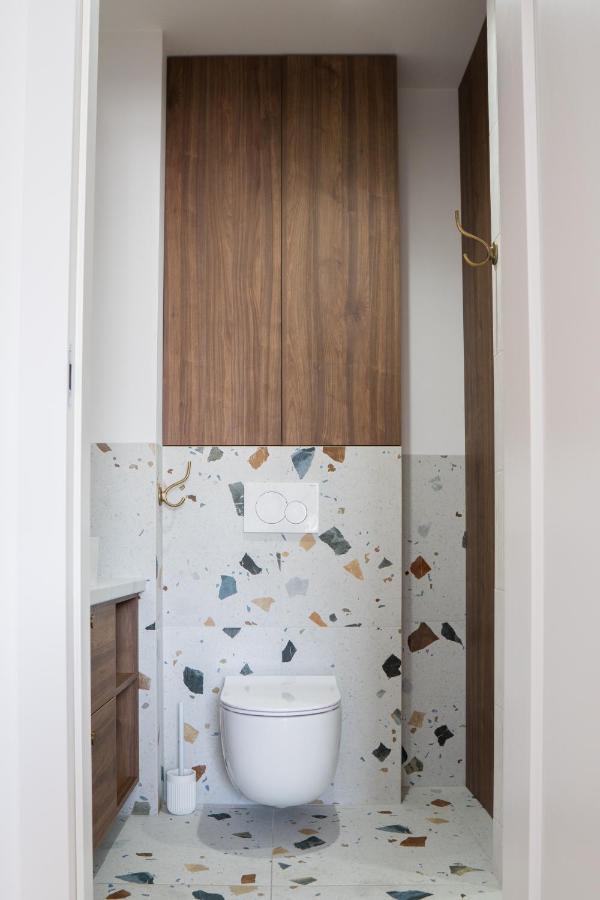 Old Town Gem Designer Apartment - Centre Location - Families - Remote Work Γκντανσκ Εξωτερικό φωτογραφία